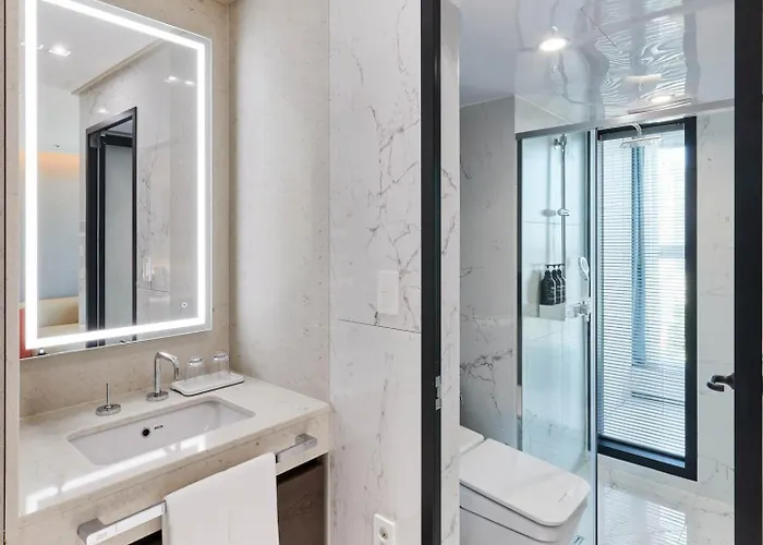 Newcz Centum 4*